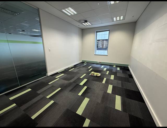 3,718M² OFFICE TO LET IN SANDTON CENTRAL